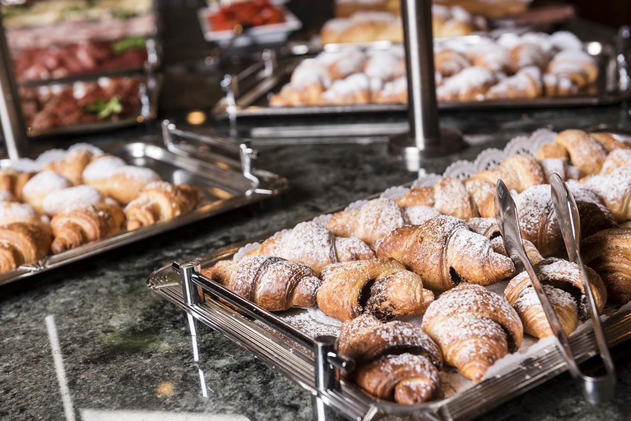 Hotel Gruener Baum Bressanone Ngoại thất bức ảnh